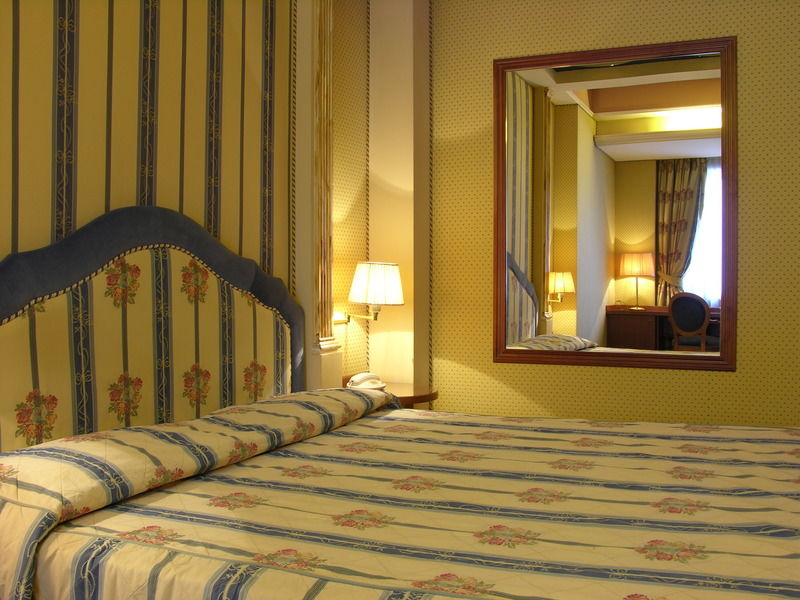 Hotel Motel Miami Pioltello Buitenkant foto